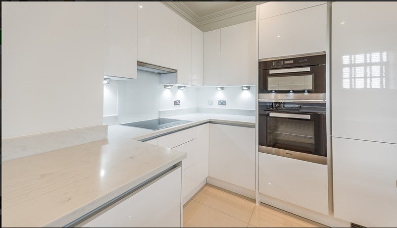 Flat Lysia Street in Greater London