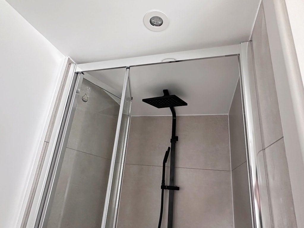 Flat Ernest Street in Greater London