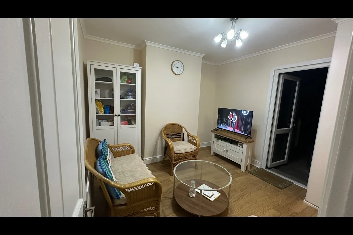 Room Souldern Street in Watford