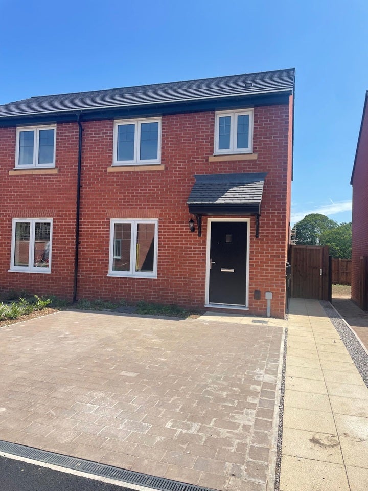 House Fox's Bank Lane in Whiston