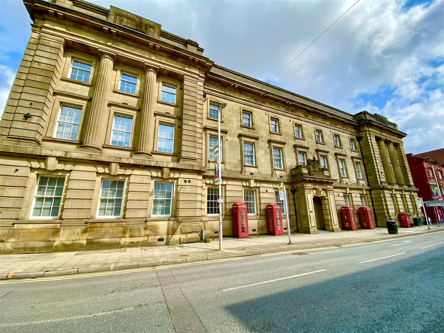 Flat Old Hall Street in Bolton