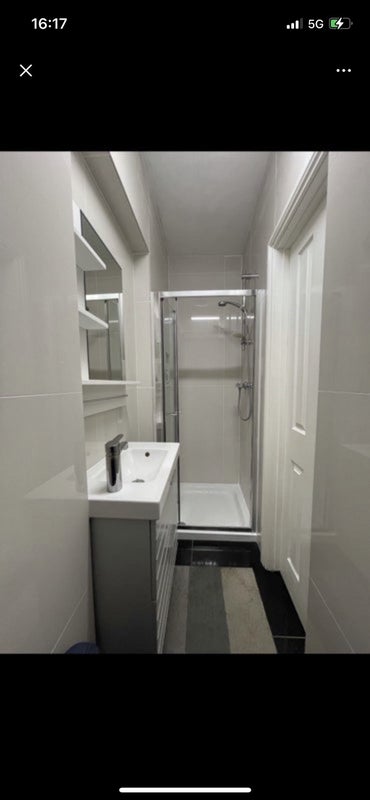 Room Long Drive in Greater London