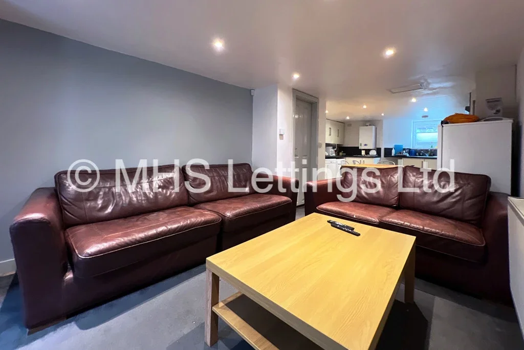 House Back Hessle Mount in Leeds
