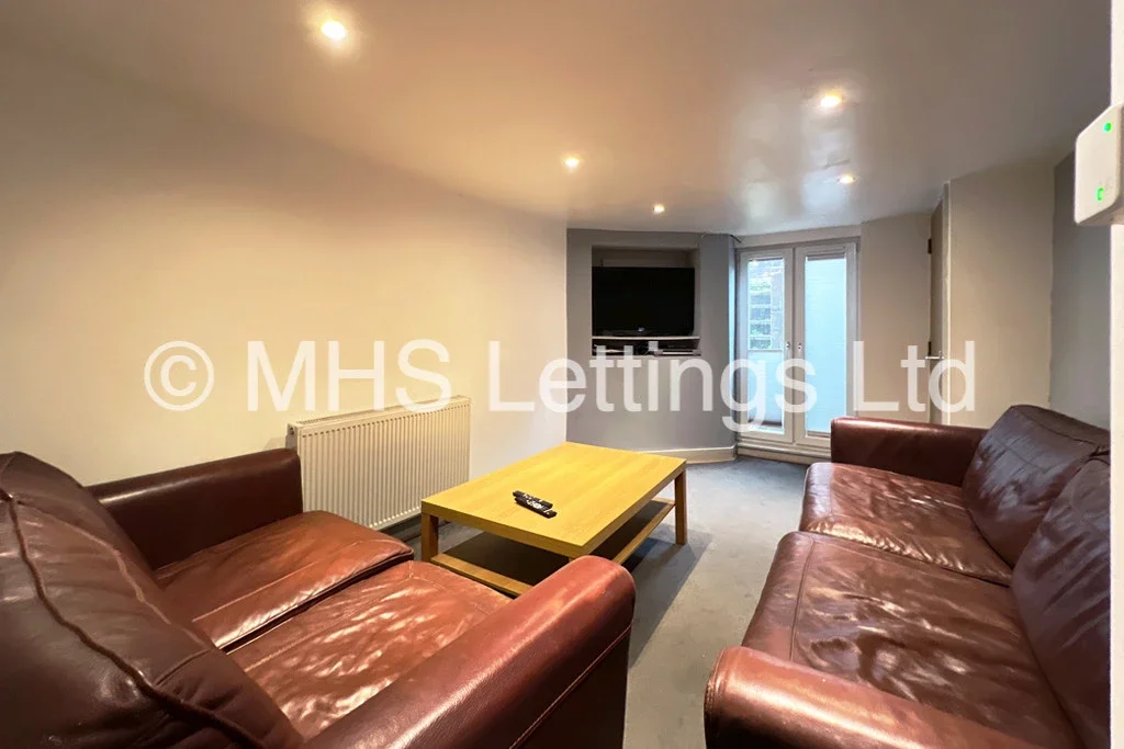 House Back Hessle Mount in Leeds