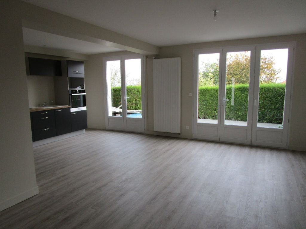 Maison D 169 à Jaunay-Marigny