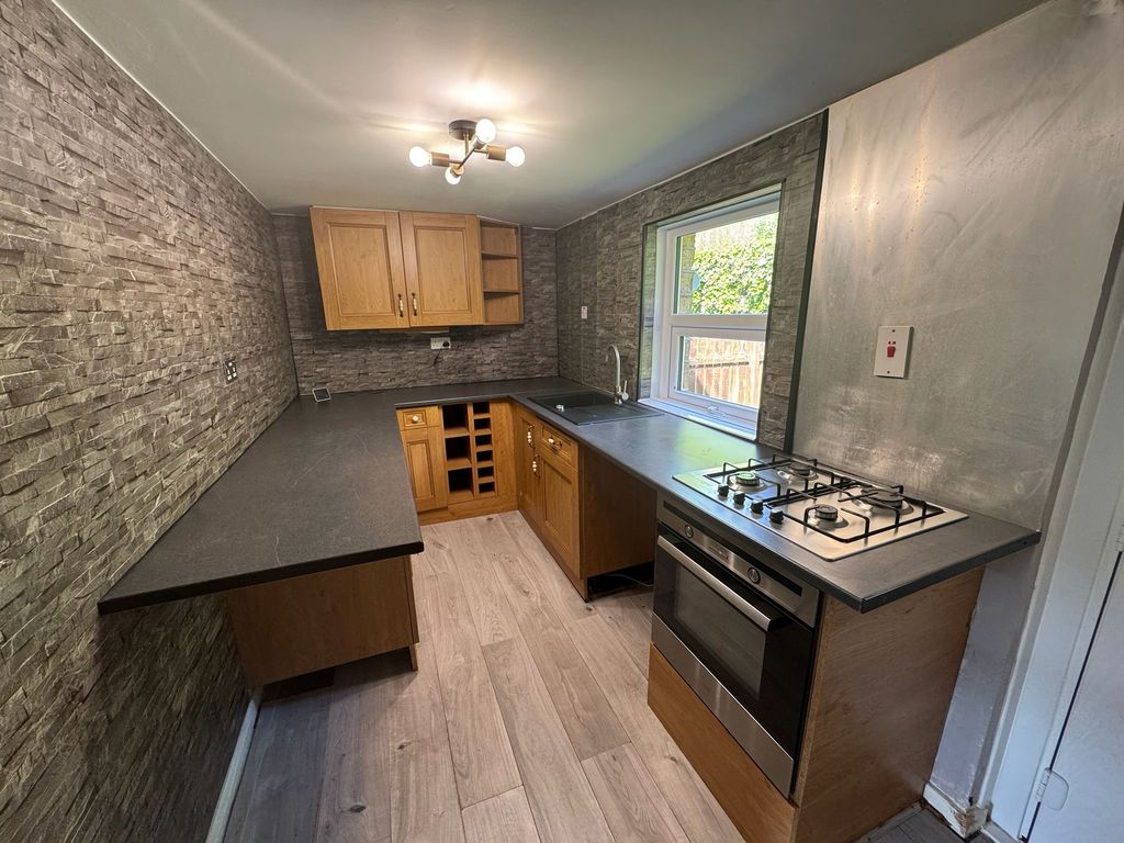 Flat Woodhead Road in Kirklees
