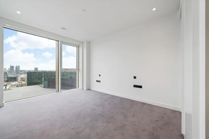 Flat York Road in Greater London
