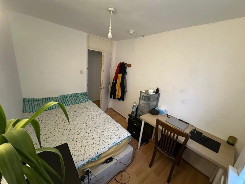 Room Durward Street in Greater London