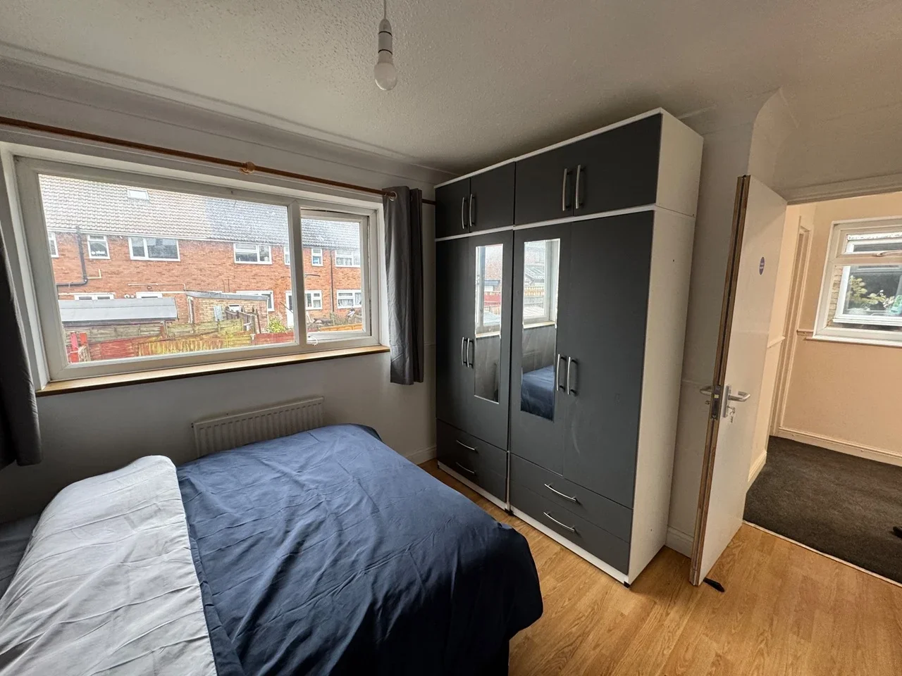 Room Wheatfield Road in Luton