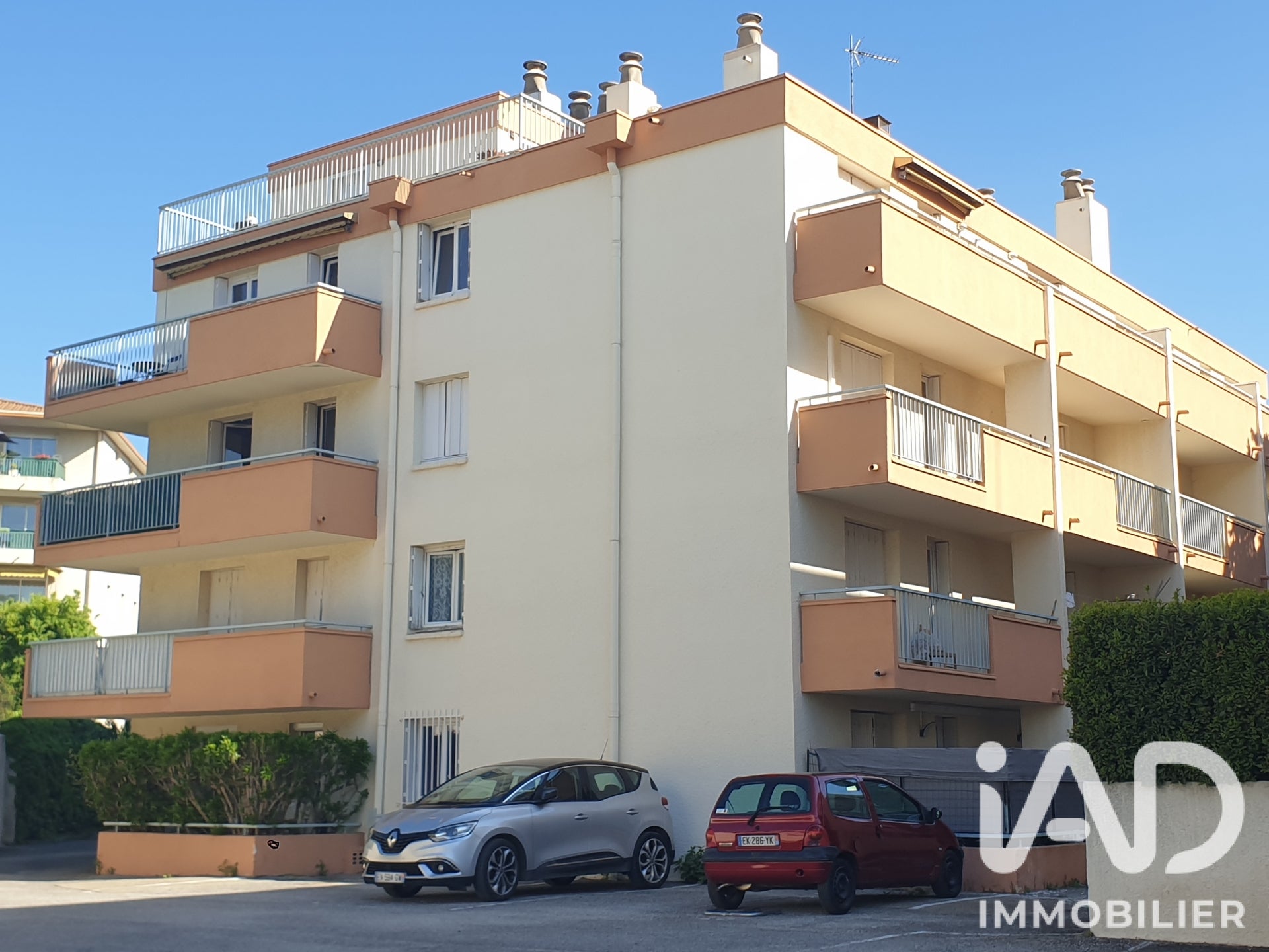 Appartement Rue Puech du Teil à Nîmes