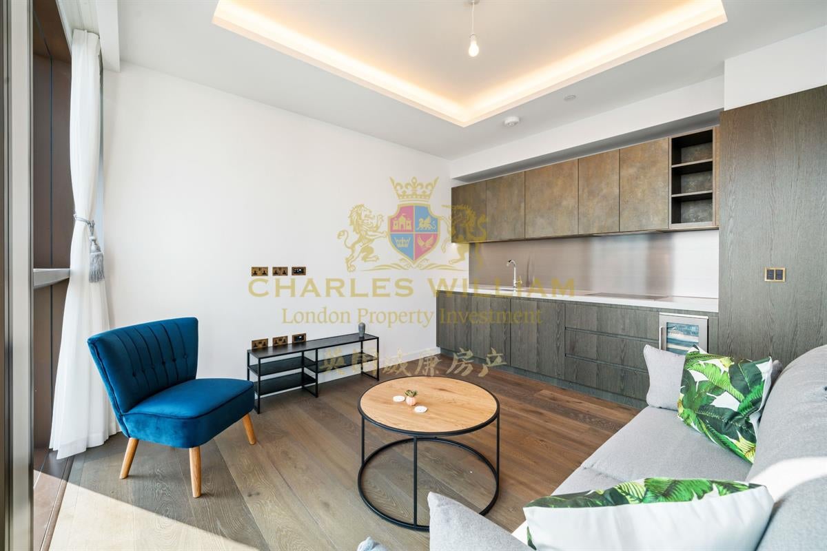 Flat New Covent Garden Market in Greater London