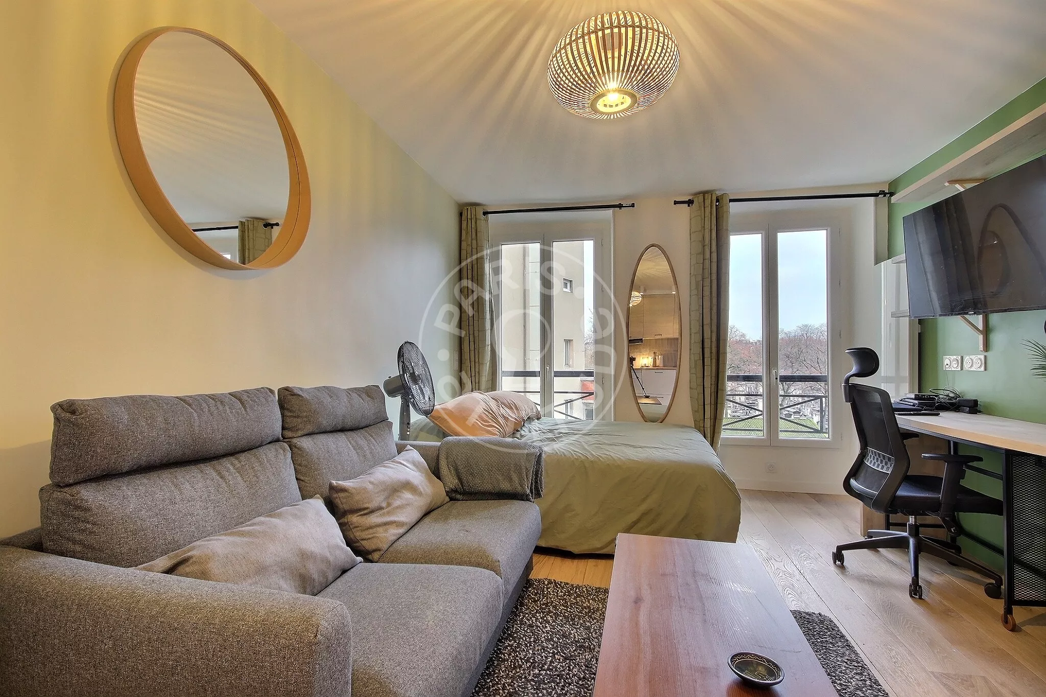 Appartement Rue de la Gaîté à Paris