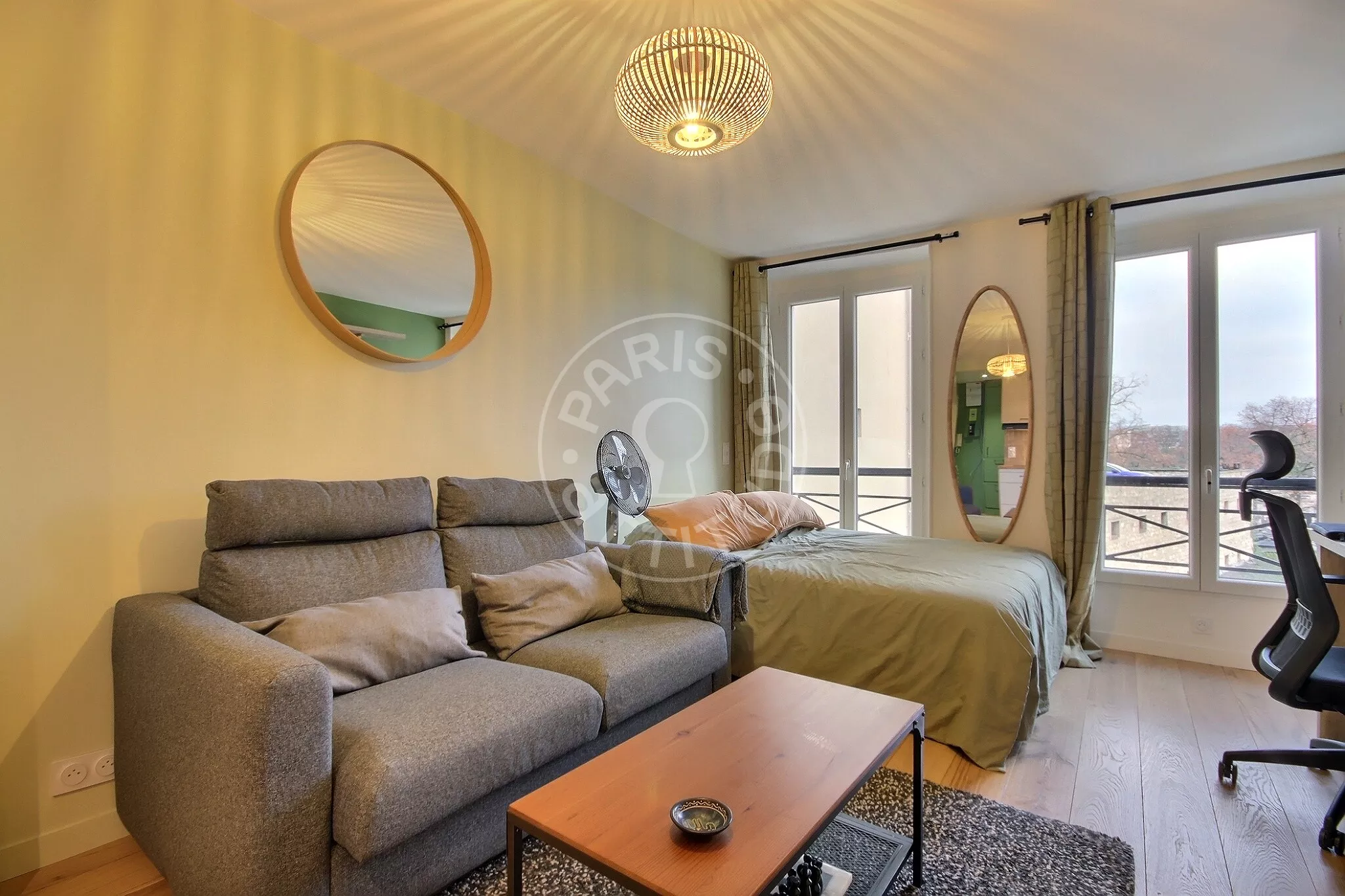 Appartement Rue de la Gaîté à Paris