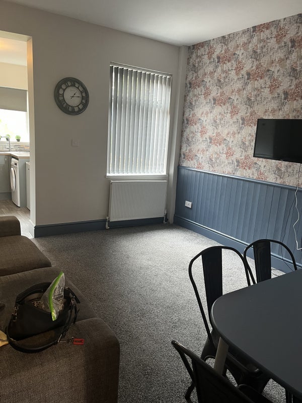 Room Allan Street in Rotherham