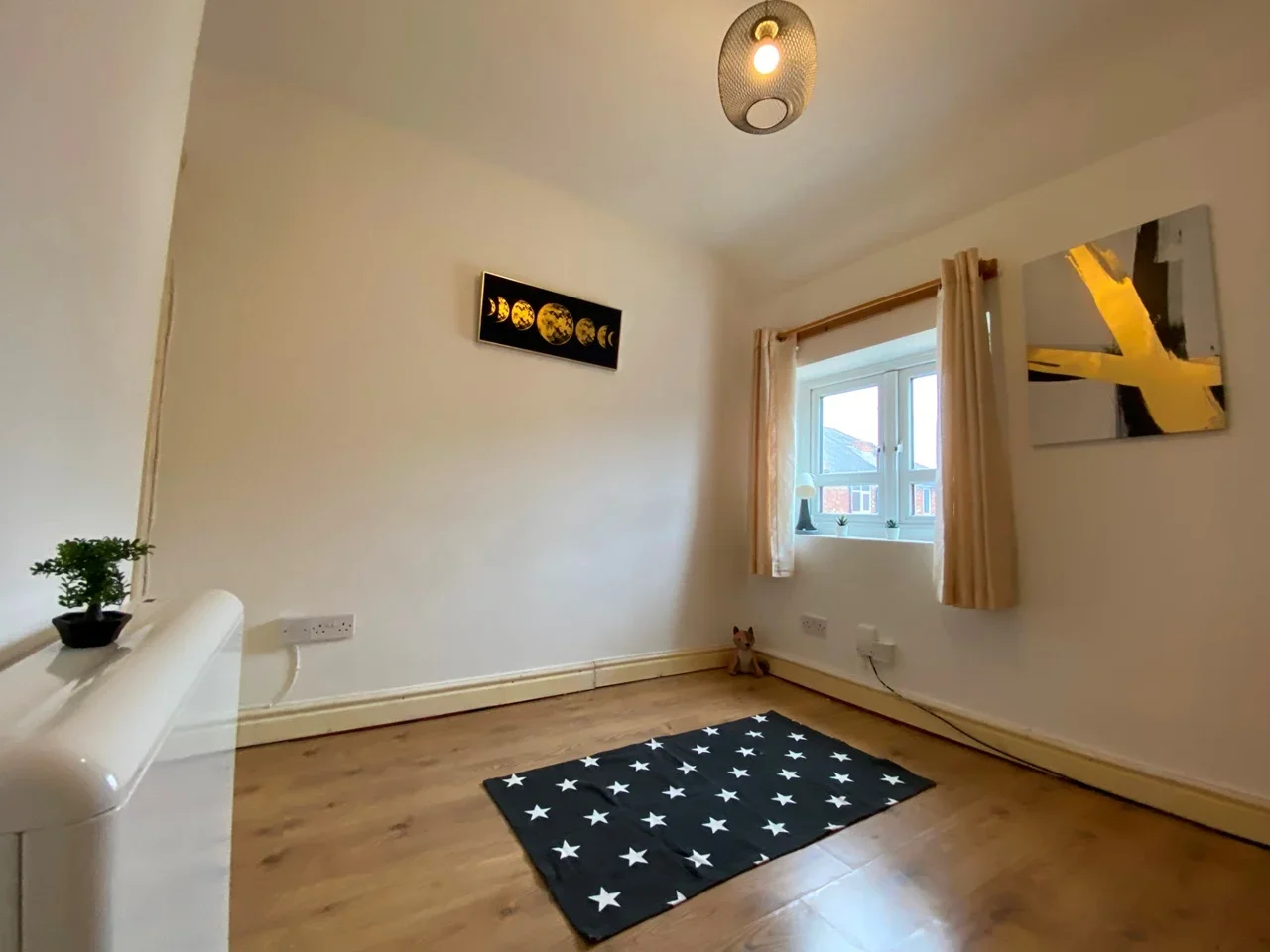 Flat Cyprus Road in Leicester