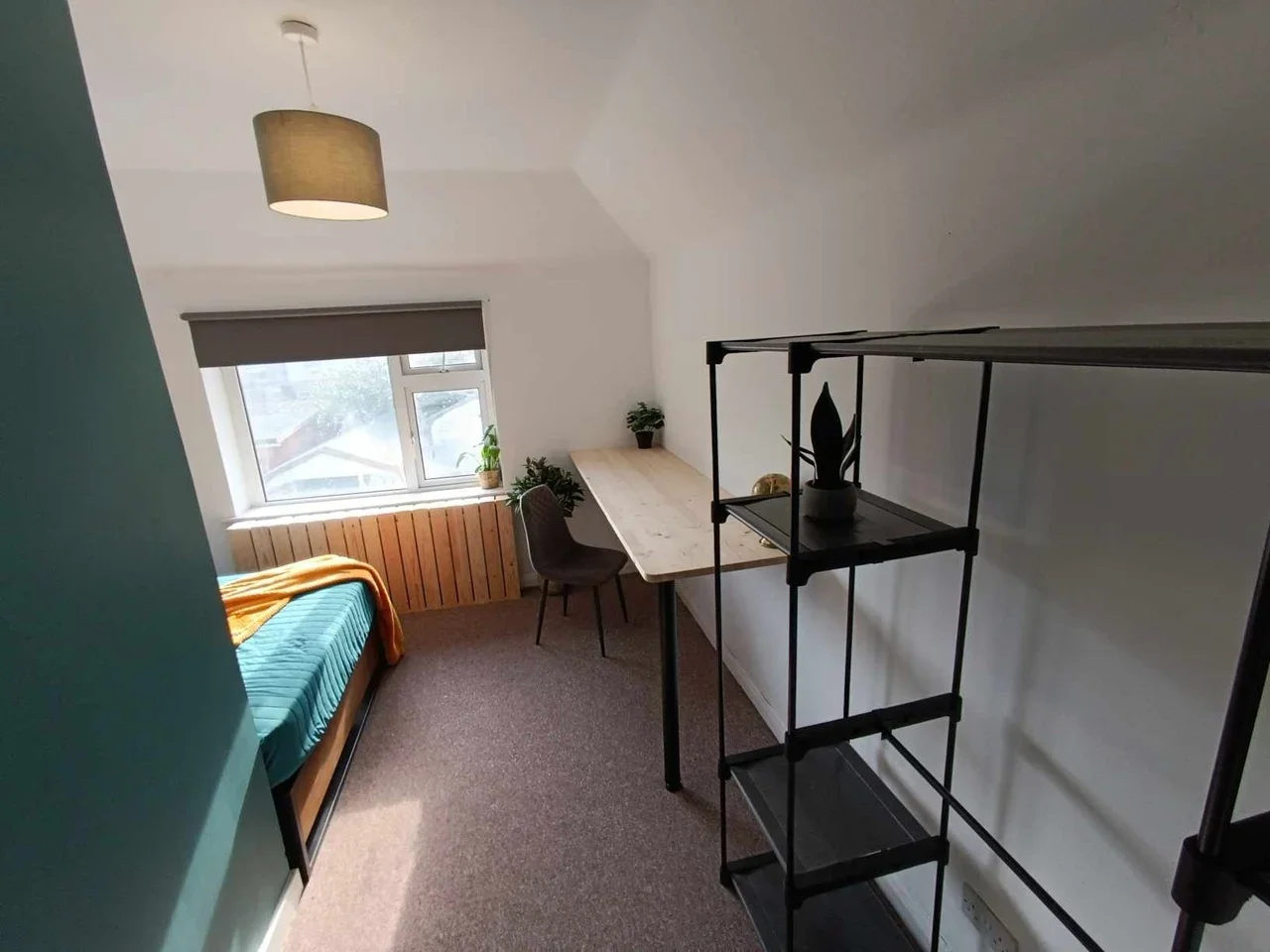 Room Wilfrid Road in Portslade by Sea