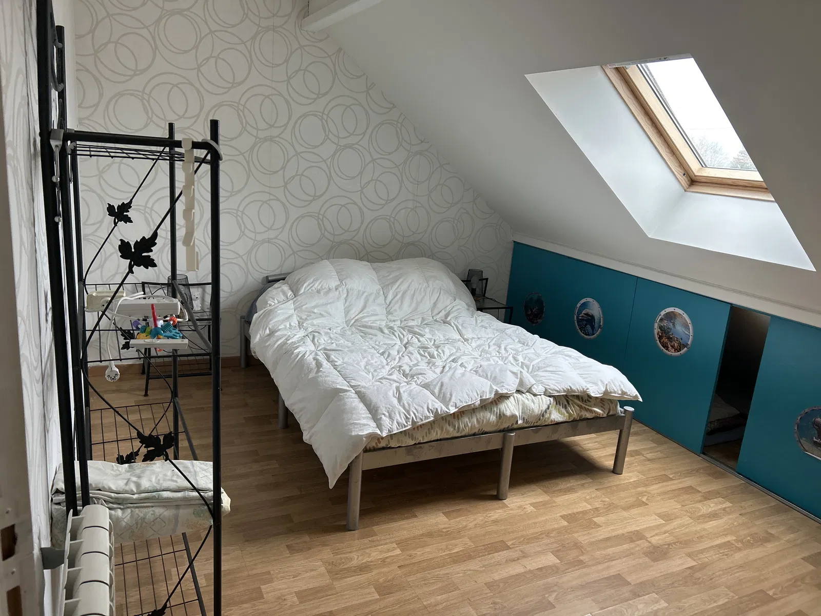 Room Route d'Yvré le Pôlin in Oizé