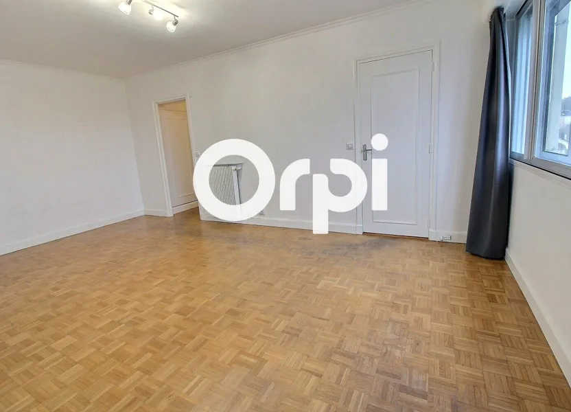 Appartement Place de la République à Viry-Châtillon