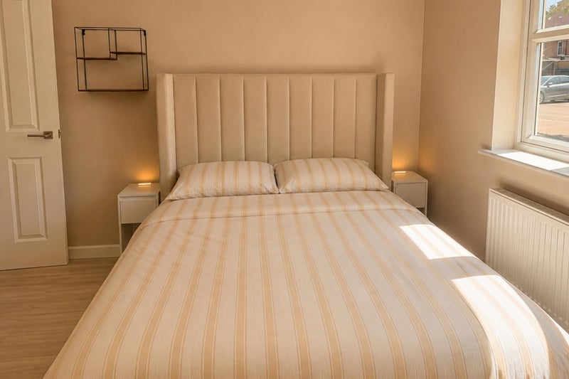 Room Gareth Drive in Greater London