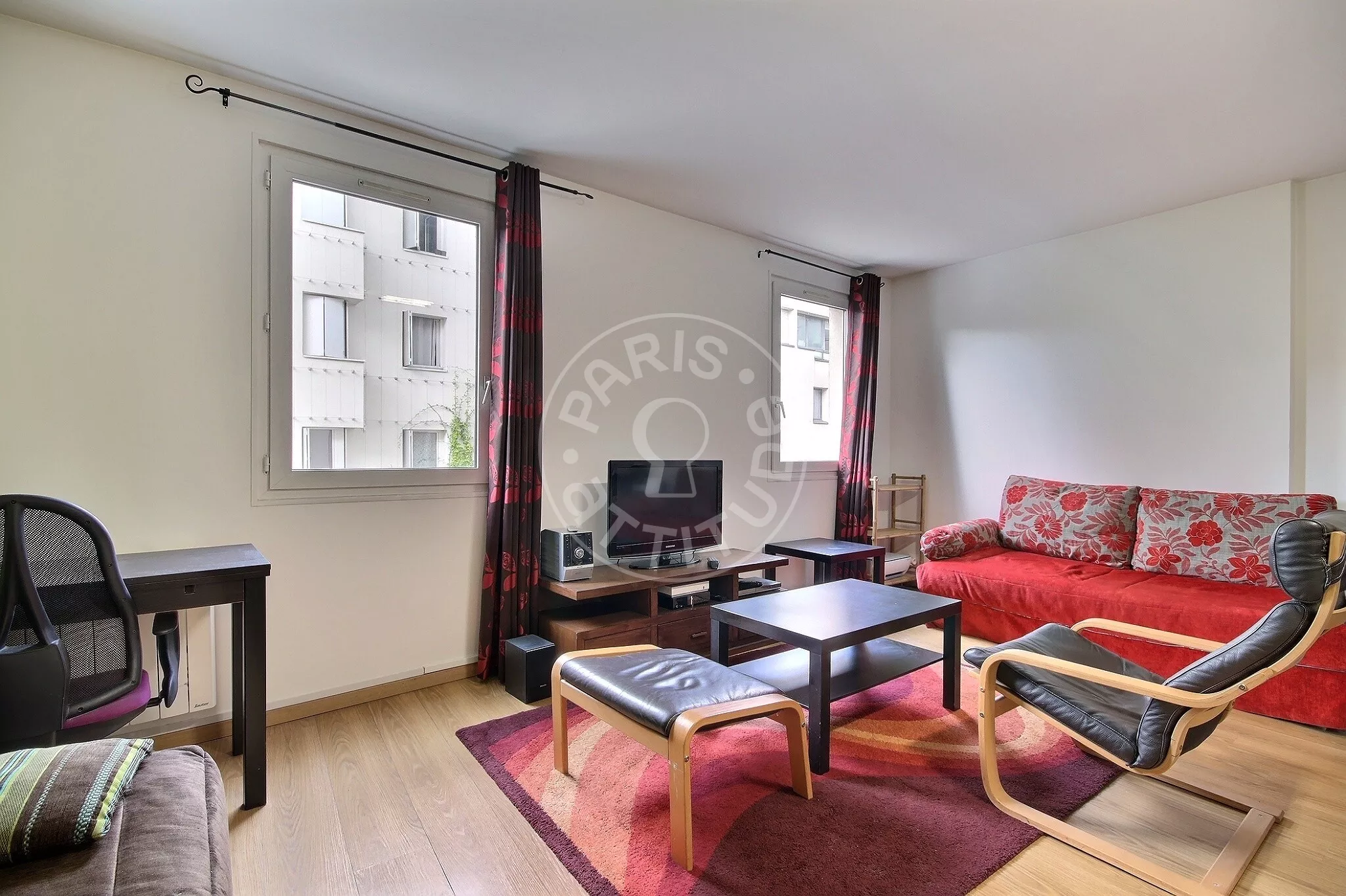Appartement Square de la Salamandre à Paris
