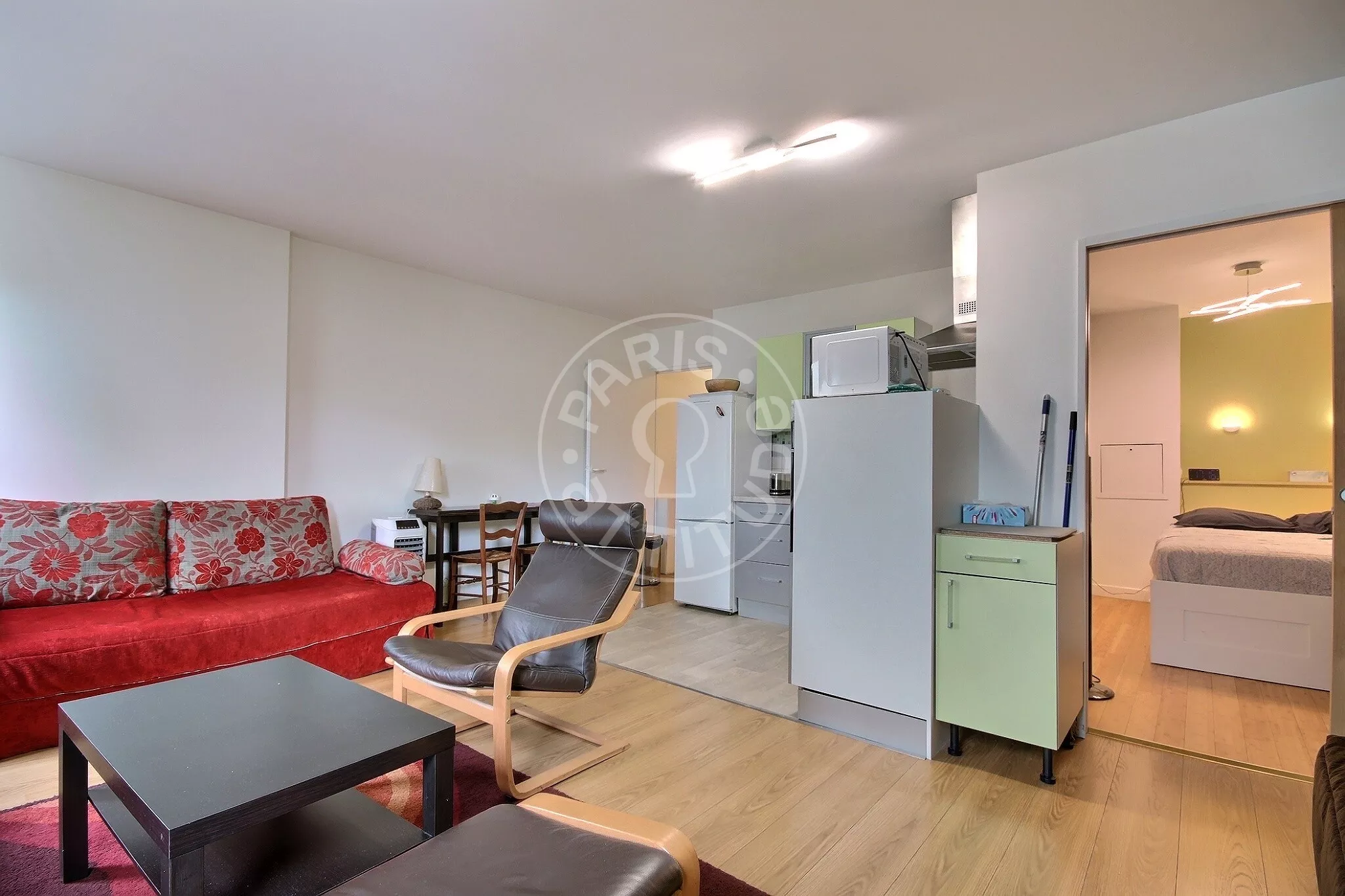 Appartement Square de la Salamandre à Paris