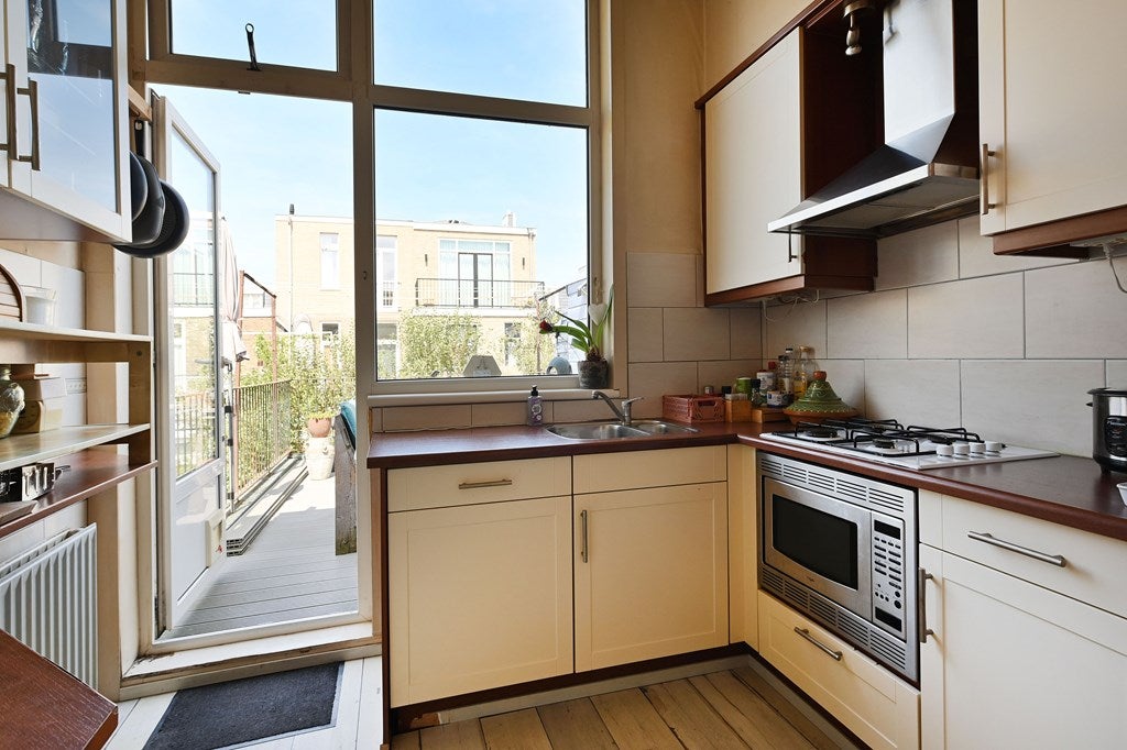 Appartement te koop: Van Egmondstraat 101, 'S-Gravenhage