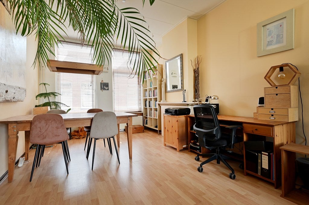 Appartement te koop: Van Egmondstraat 101, 'S-Gravenhage