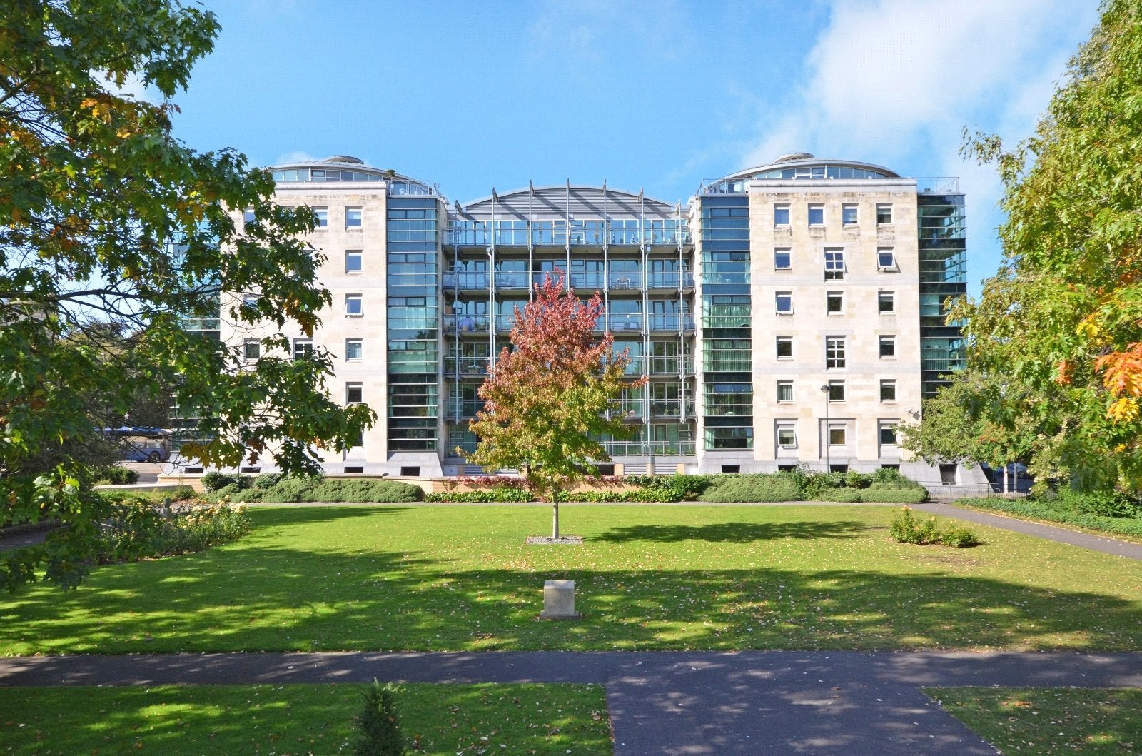 Flat Leeman Road in York