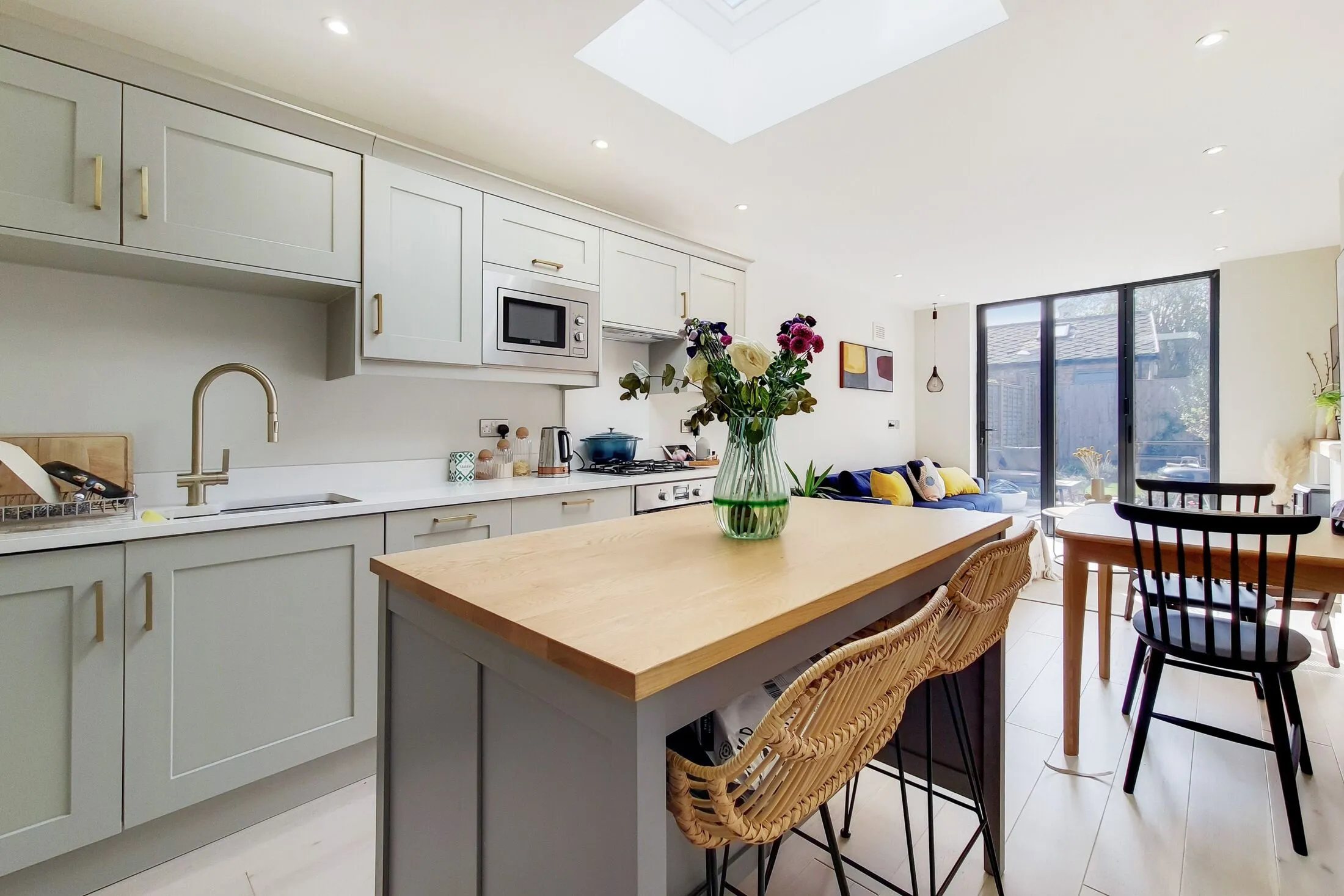House Gordon Road in Greater London