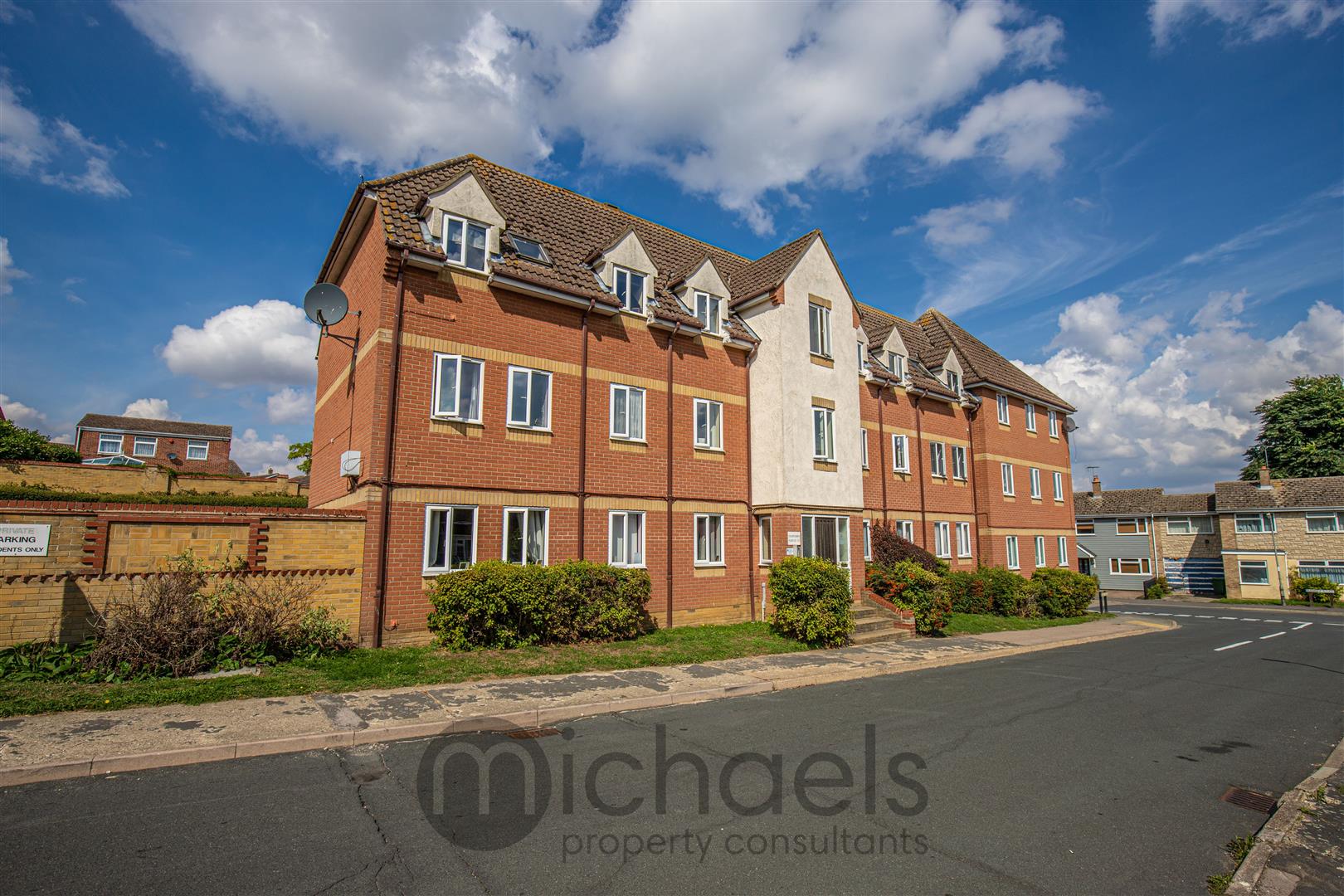 Flat Abels Road in Halstead