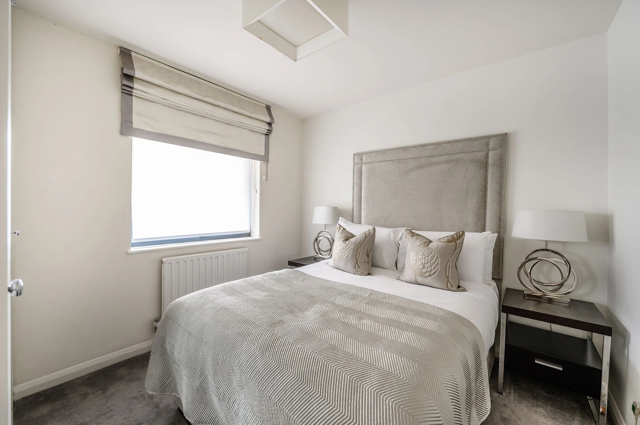Flat Pond Place in Greater London