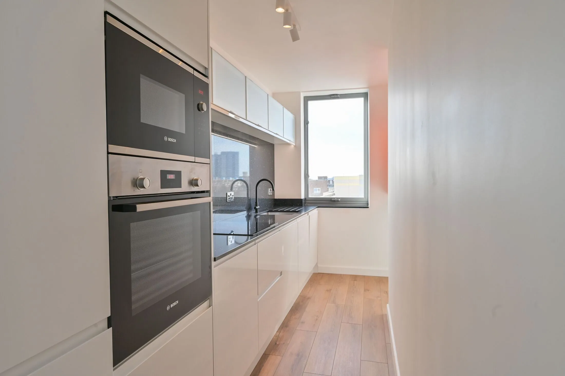 Flat Rowley Way in City of Westminster