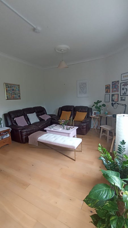 Room Elfort Road in Greater London