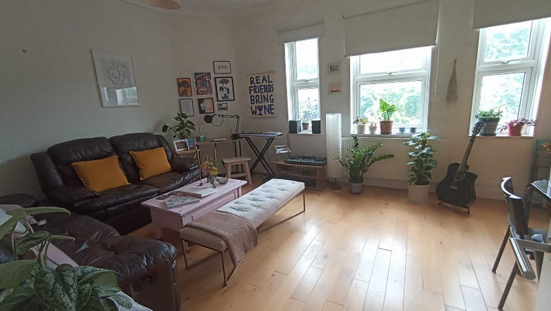 Room Elfort Road in Greater London