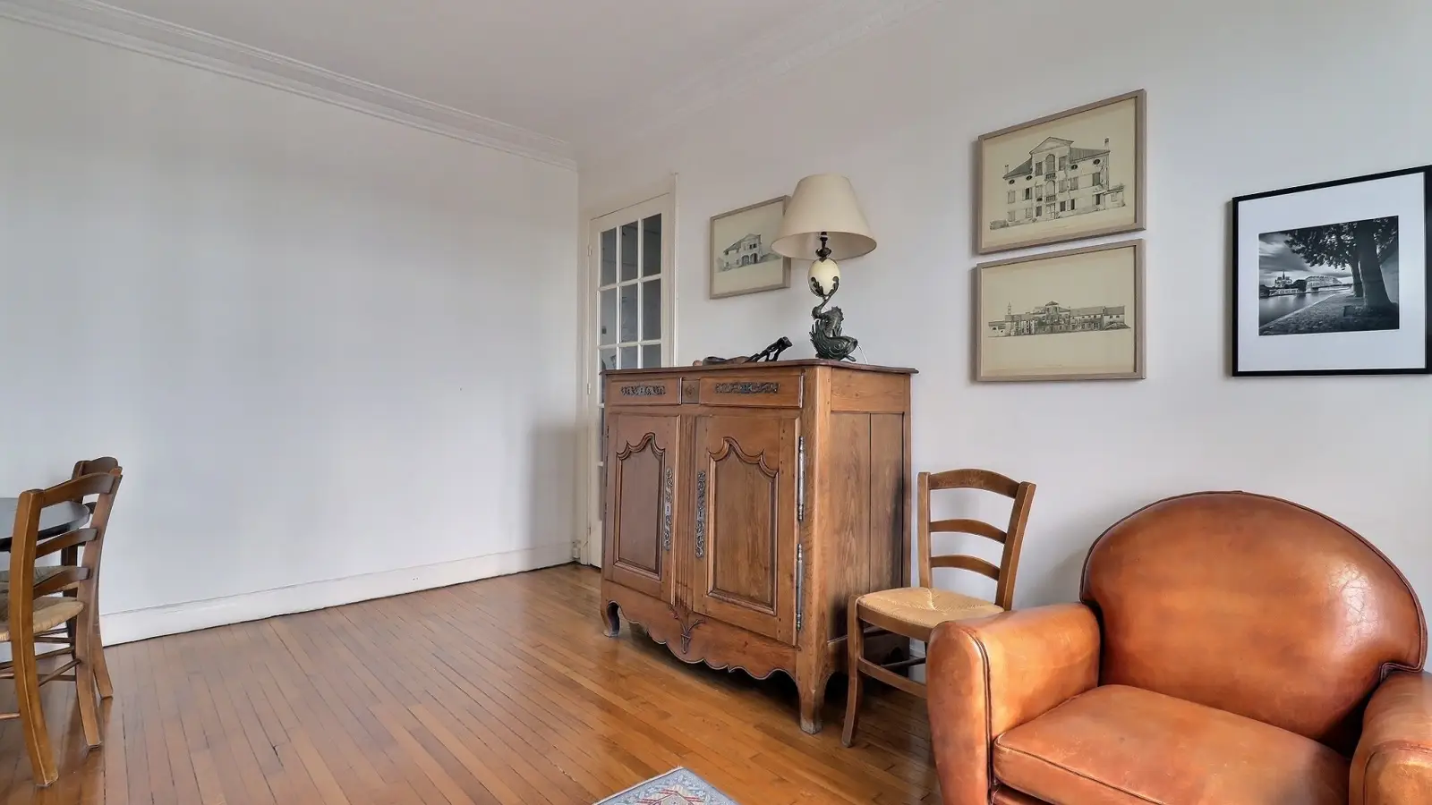 Flat Villa Dancourt in Paris