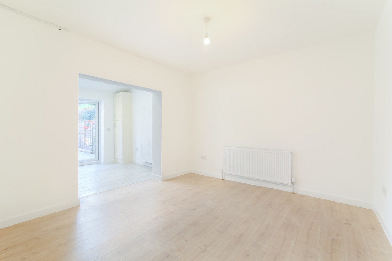 Room Woodland Way in Greater London