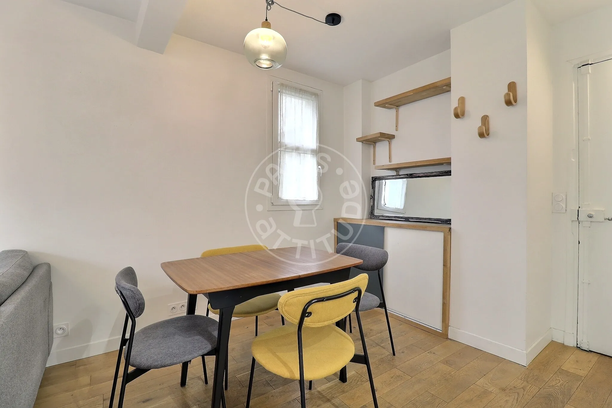 Appartement Rue Pouchet à Paris
