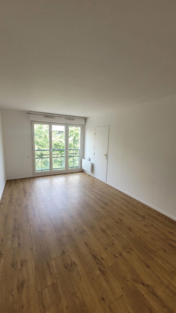 Flat Rue de Colmar in Courbevoie