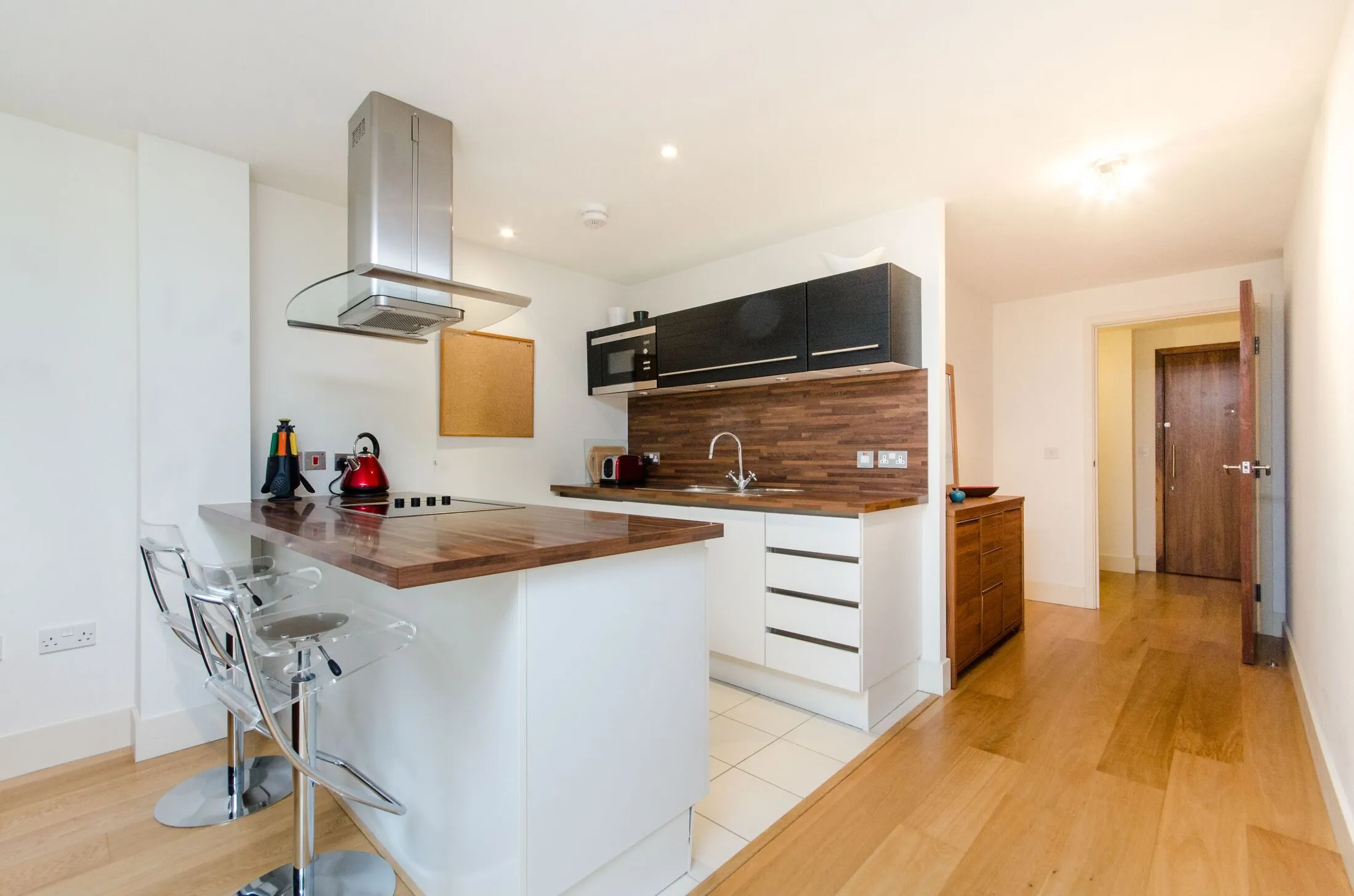 Flat Cumberland Close in Greater London