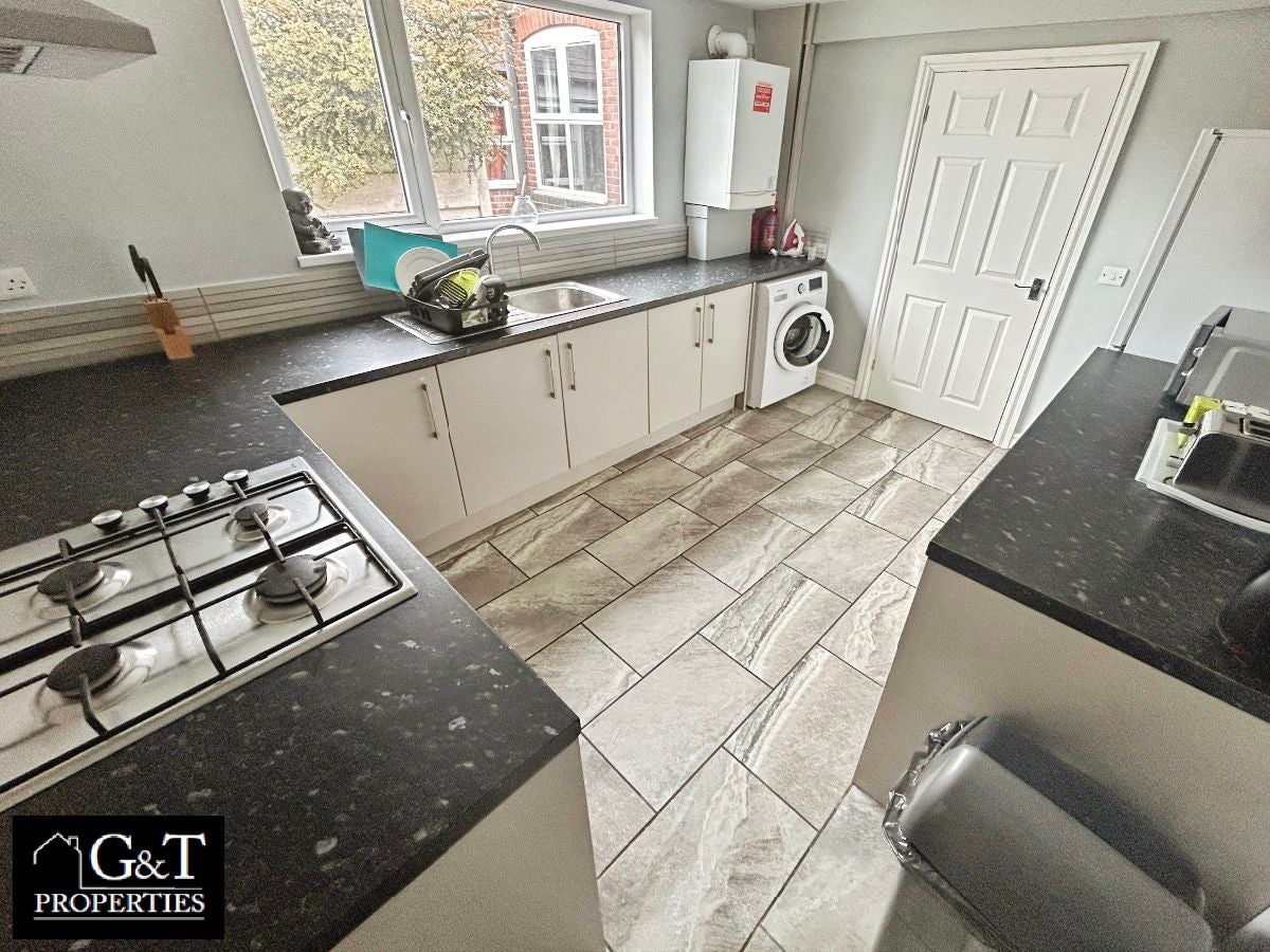 Room Bromford Lane in Sandwell