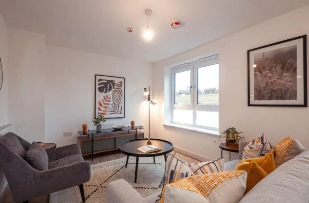 Flat Watanabe Cruik in City of Edinburgh