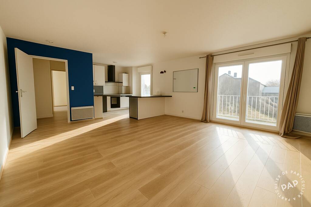 Flat Place de la Croix Bonneau in Nantes