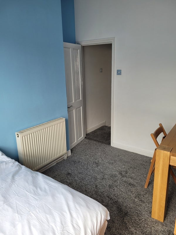 Room Salisbury Terrace in Leeds
