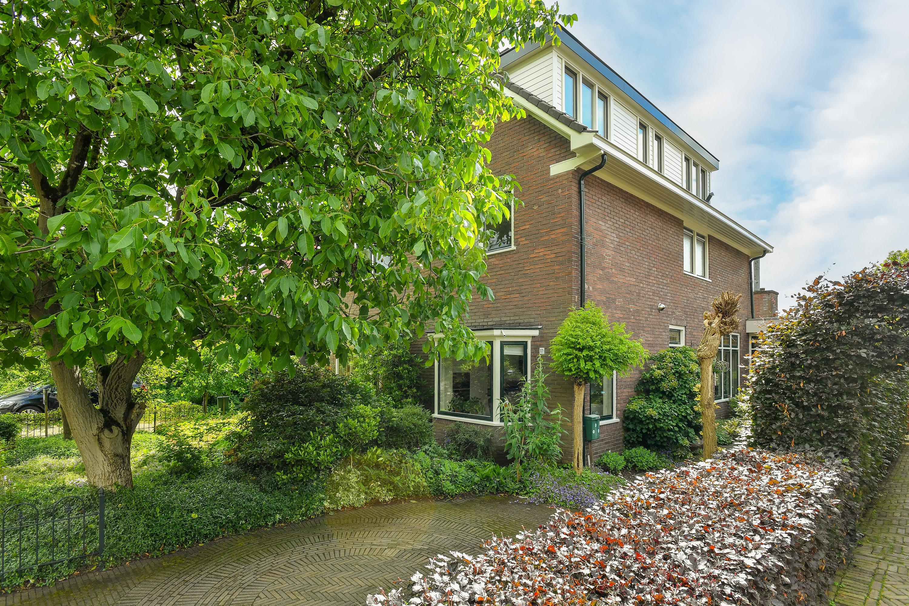 Huis Alteveer 17 e in Velp