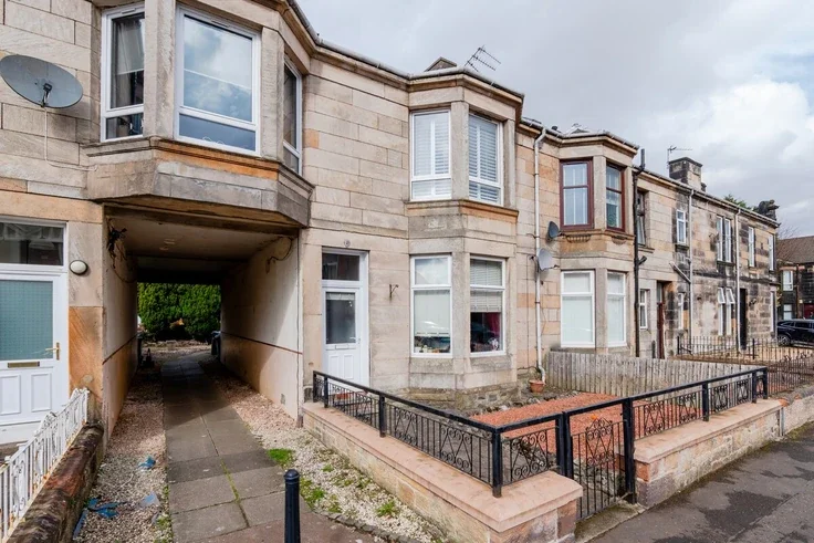 Flat Lefroy Street in Coatbridge