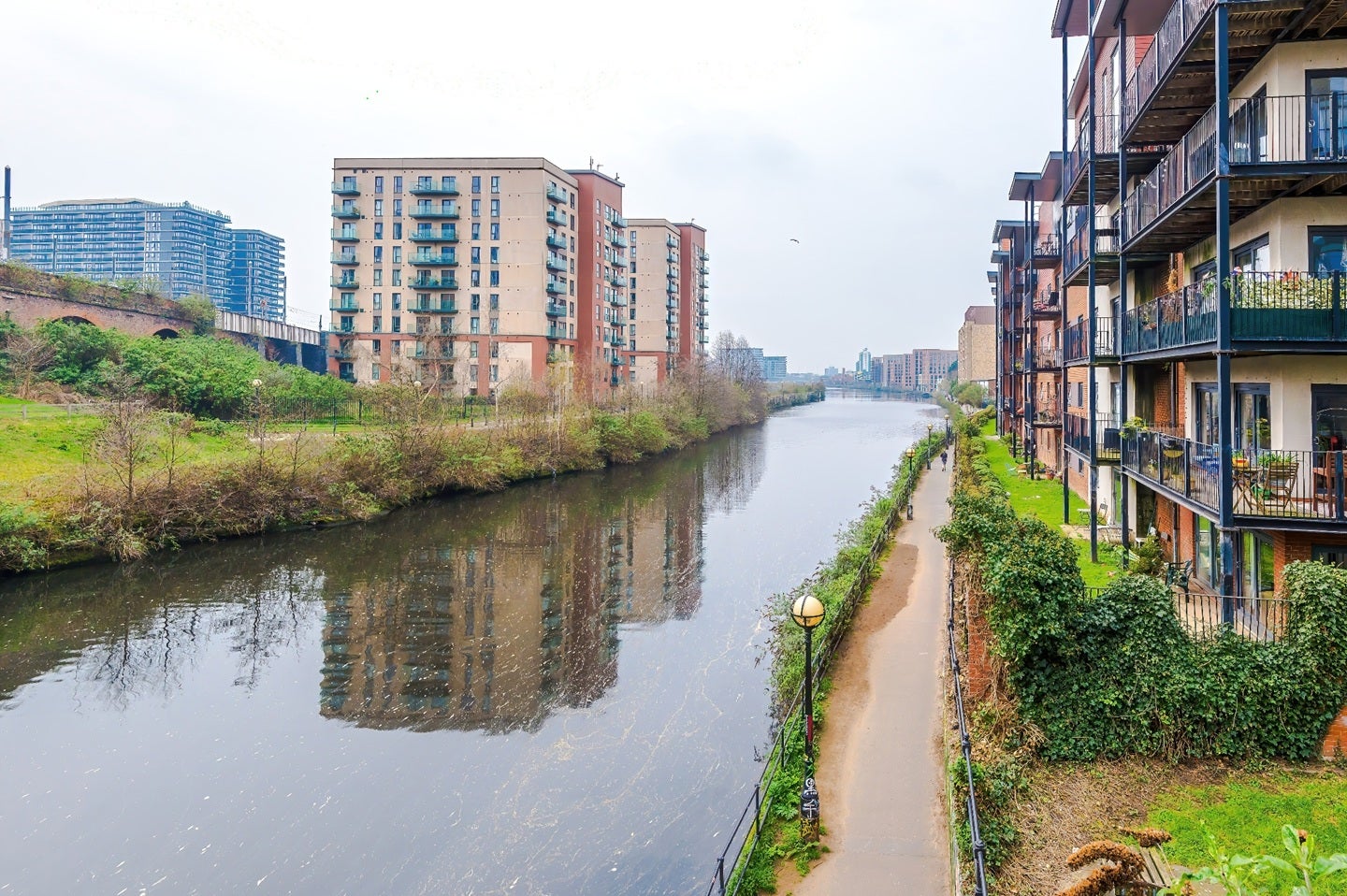 Flat Irwell River Park in Salford