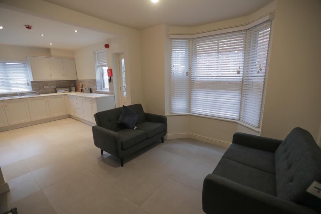 Room Granville Street in Peterborough