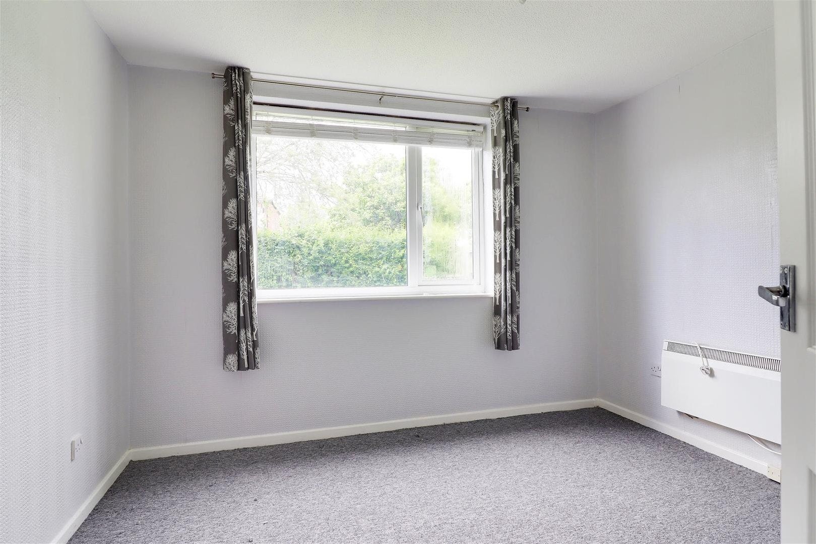Flat Crossfield Road in Hessle