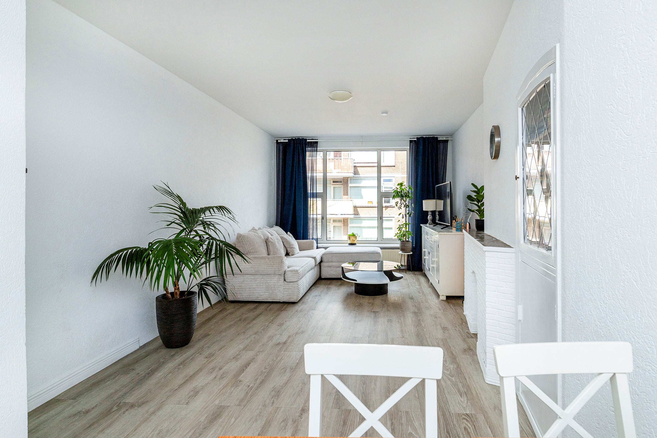 Appartement Wormerveerstraat 50 in Den Haag