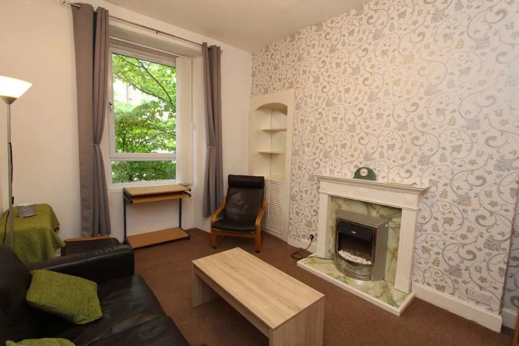 Flat Wardlaw Street in City of Edinburgh